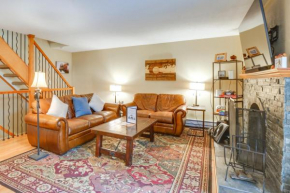 Ski-In Retreat with Pool Access 2 Blocks to Main St